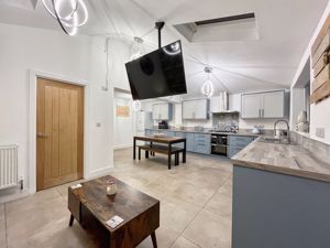 Photo 35- click for photo gallery